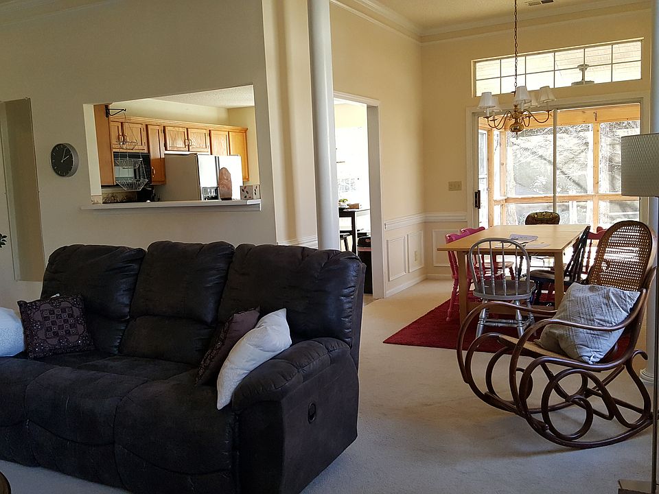 1st image of 12211 Wickson Ct