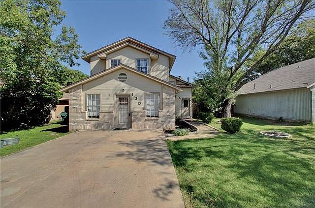 1st image of 1304 York Castle Dr