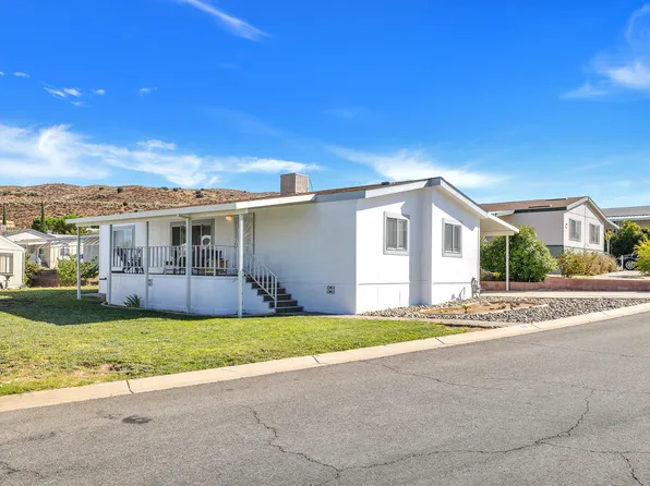 5200 Entrar Dr Space 83, Palmdale, CA 93551