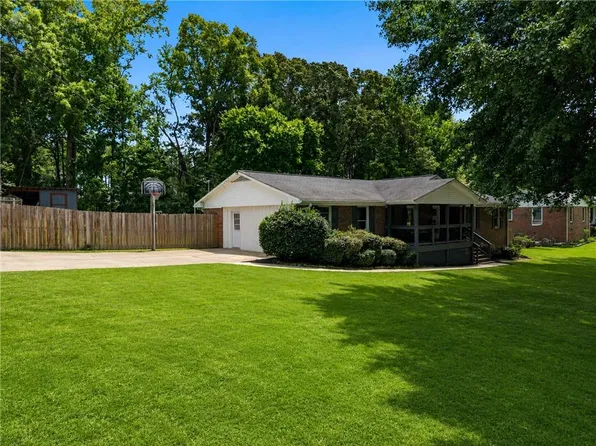 512 Mason Dr, Canton, GA 30115