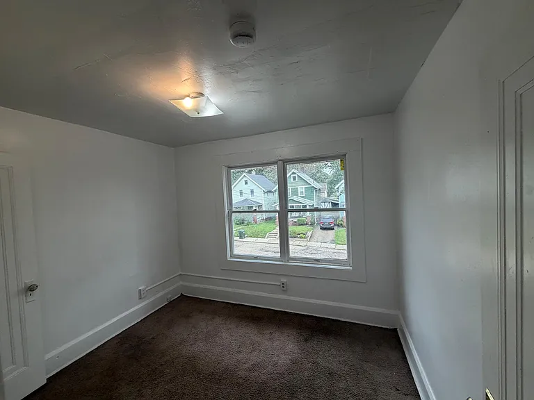 2610 Clyde Pl SW — Photo 7