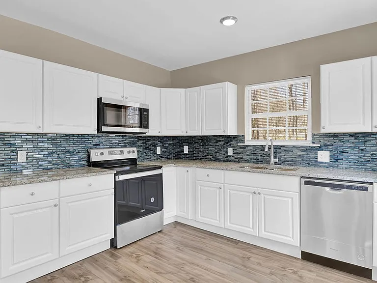 2258 Niskey Lake Rd SW — Photo 2