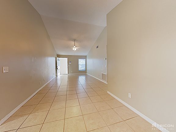 3rd image of 5335 Starhill Pl