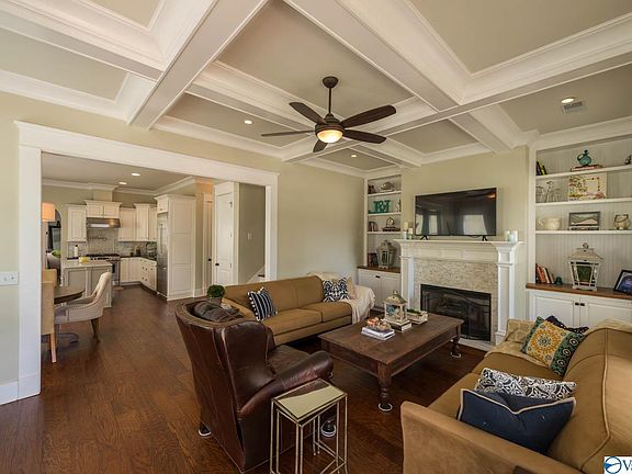 4th image of 1104 Pegasus Dr NW