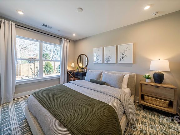 5th image of 1523 Levy Way