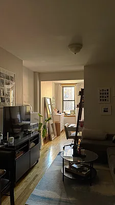 Rented by Oxford Property Group | media 11