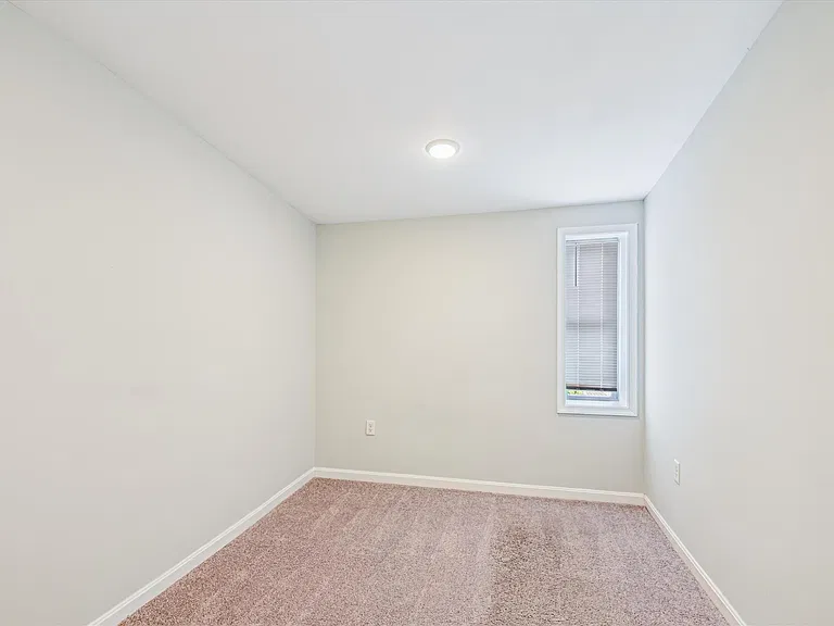 1324 W Lombard St #2 — Photo 3