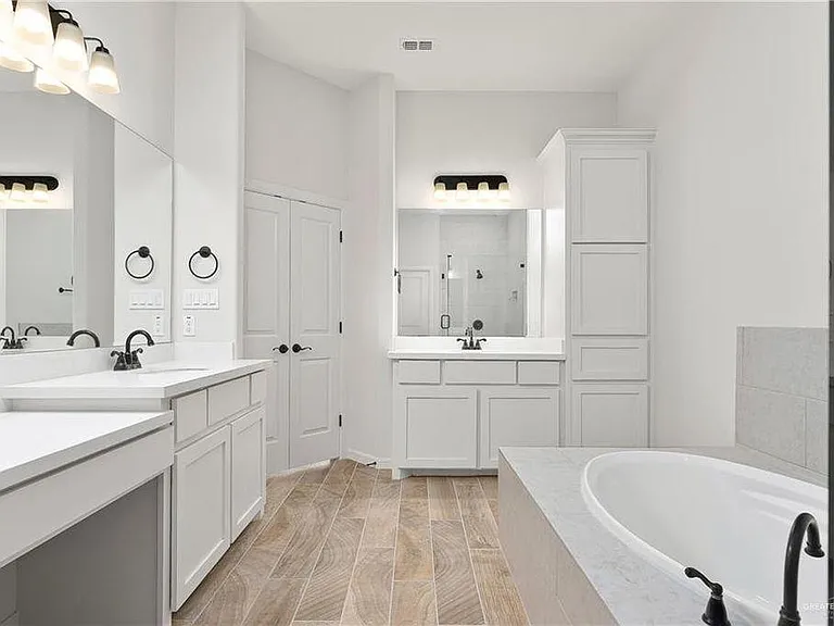 4721 Ensenada Ave — Photo 12