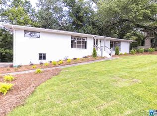 2721 Shades Crest Rd, Vestavia Hills, AL 35216