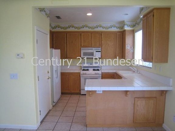 3rd image of 240 McNear Cir