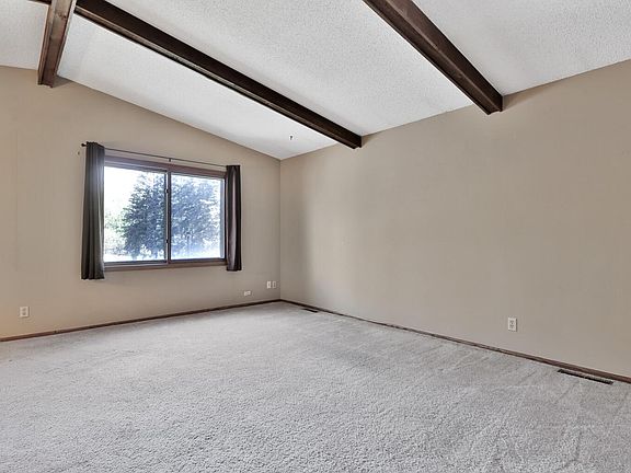 2nd image of 1282 Bridle Path Ct