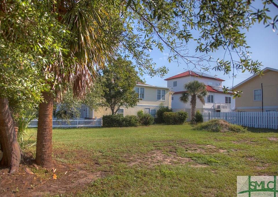 2nd image of 1104 Lovell Ave