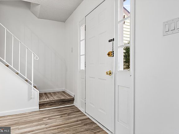 4th image of 68 Arbor Meadow Dr