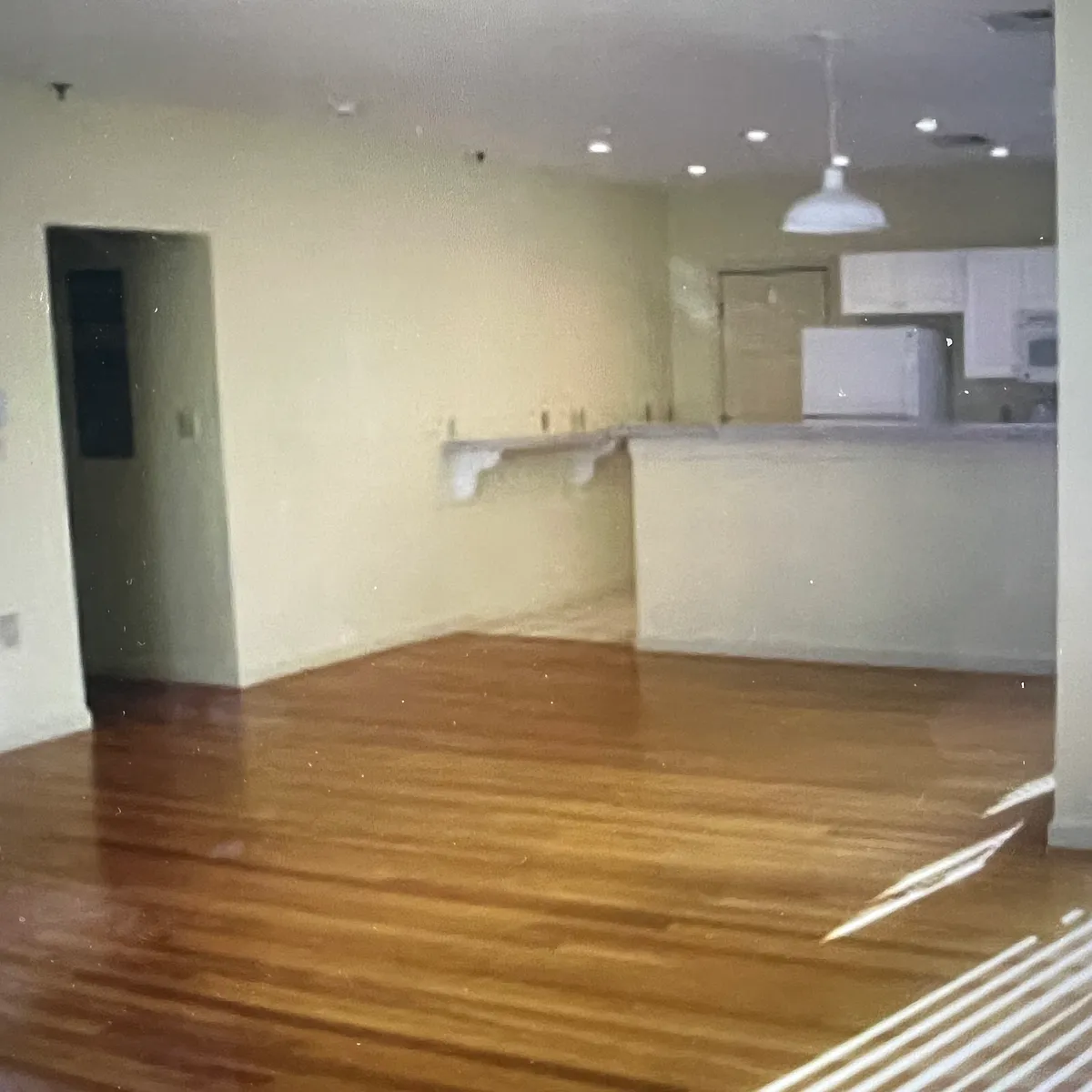 Building Photo - 31 Channing St #1
