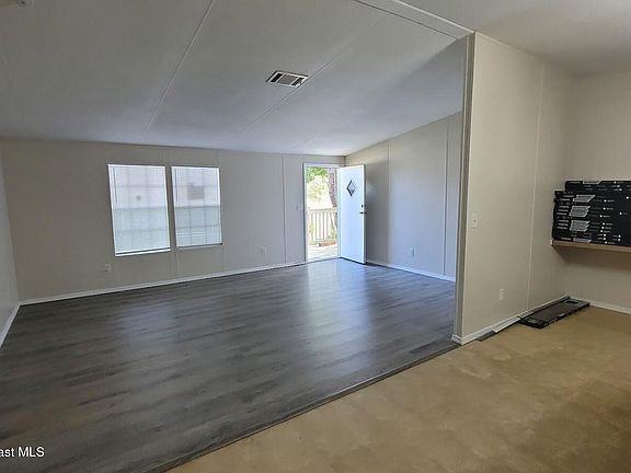 4th image of 3120 Kinsley Rd