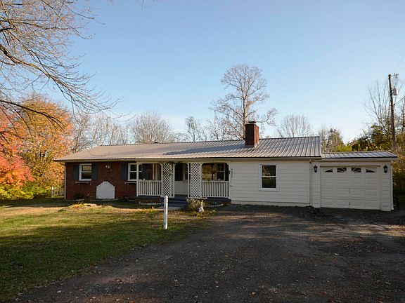 2nd image of 4028 Myrtlewood Dr