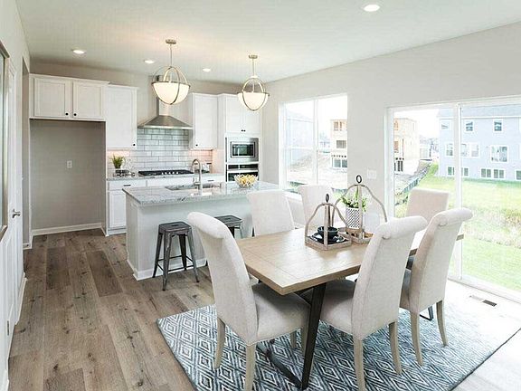 The Nokomis - Dining Room