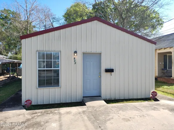 923 W 4th St, Crowley, LA 70526