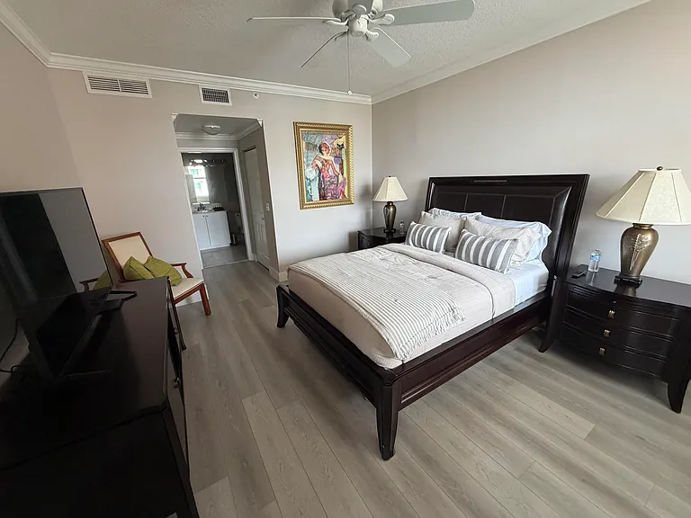 804 E Windward Way #618 — Photo 16