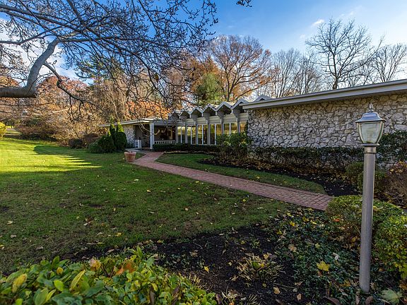 Sited mid-block in desirable Whitney Estates