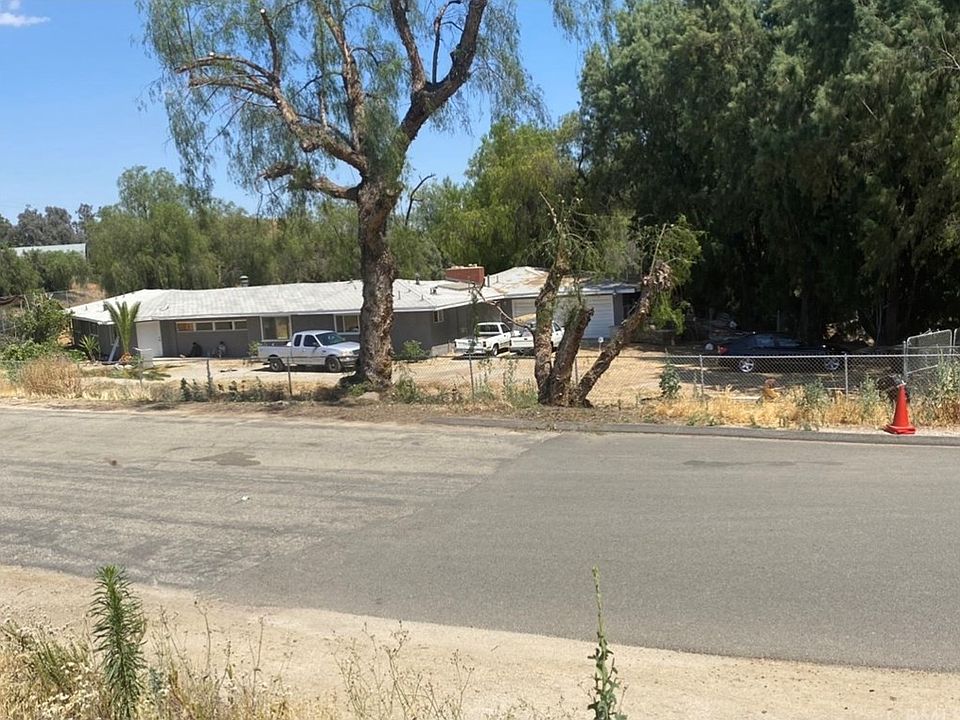 2nd image of 22200 Norma St