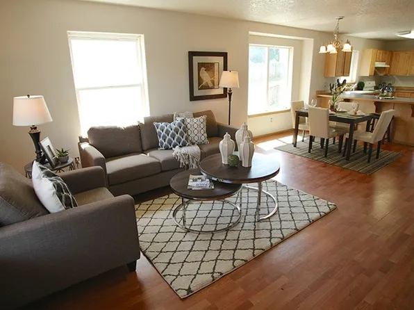 10325 N Barr Ave, Portland, OR 97203