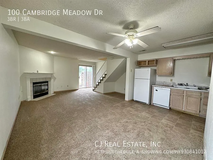 3 bed, 2.5 bath, $1,450 — Photo 2