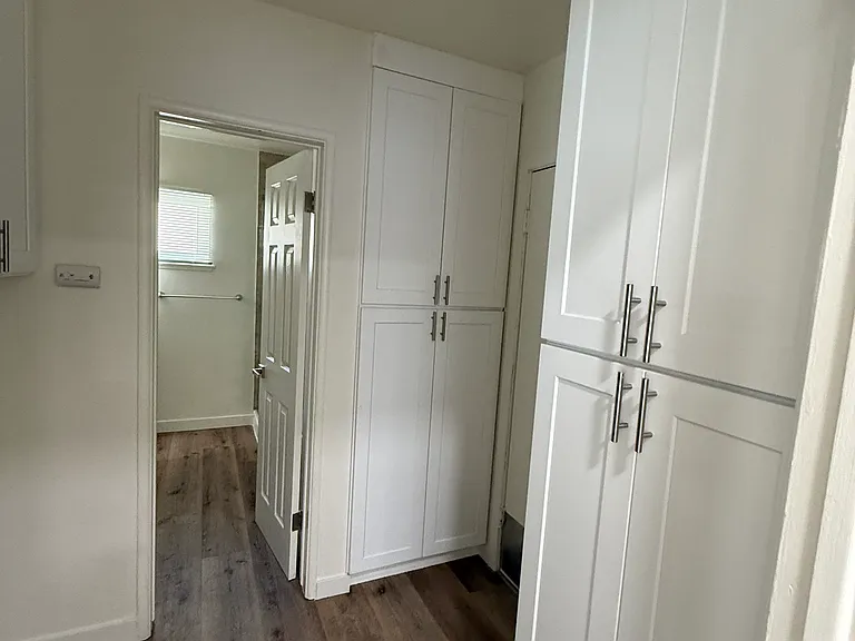 22861 Saticoy St — Photo 15