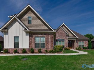 22611 Bluffview Dr, Athens, AL 35613