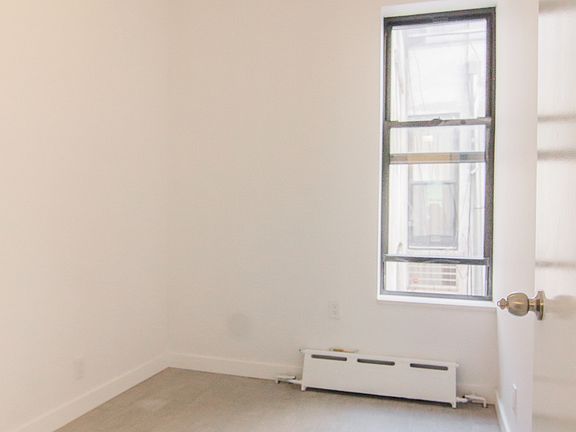 5th image of 181 E Broadway #5RB