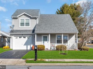2 Poplar Ct, Barnegat, NJ 08005