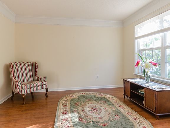 3rd image of 14209 Queens Carriage Pl