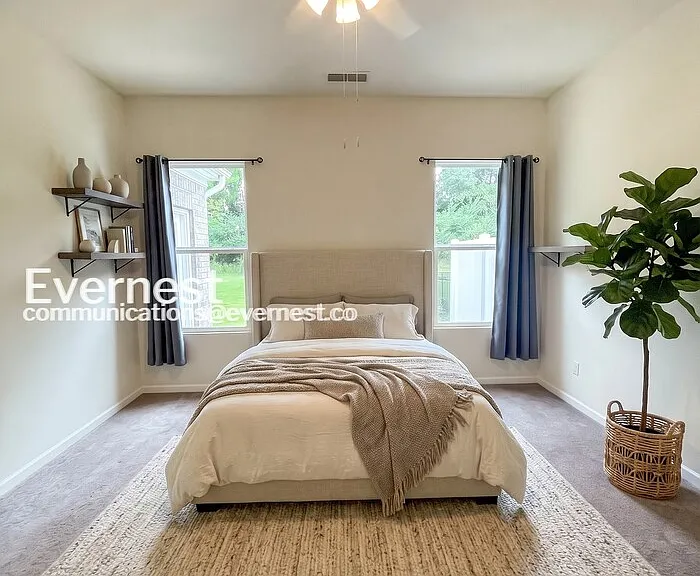 806 Sunset View Dr — Photo 3