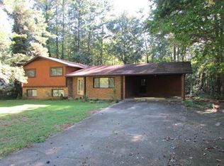 3135 Gus Robinson Rd, Powder Springs, GA 30127