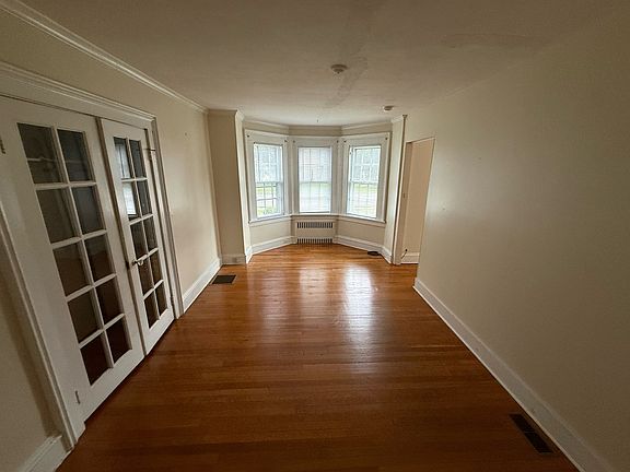 3rd image of 63 Maple St Floor 1
