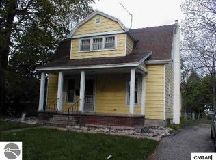 803 N Pine Ave, Alma, MI 48801