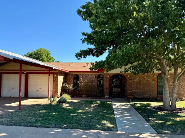 5722 2nd Pl, Lubbock, TX 79416
