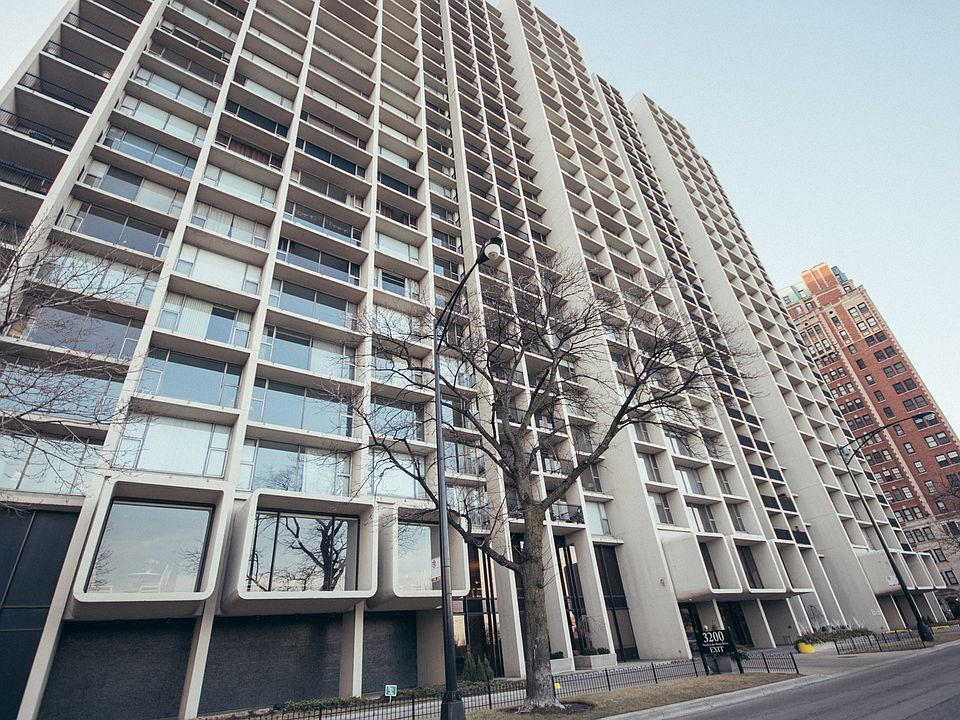 1st image of 3200 N Lake Shore Dr APT 610
