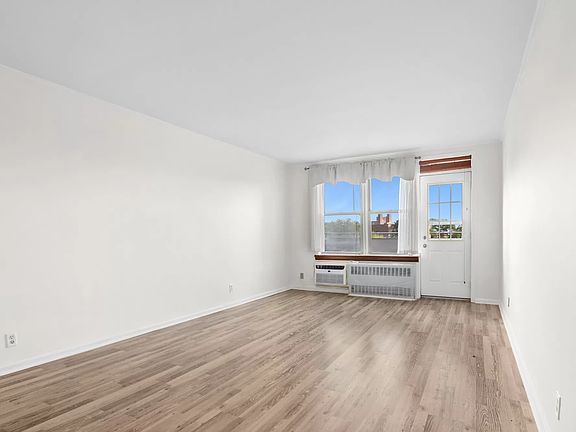 2nd image of 142-20 84th Dr APT 7K