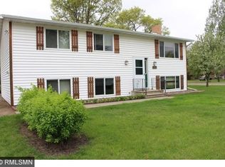 605 6th Ave SW, Little Falls, MN 56345