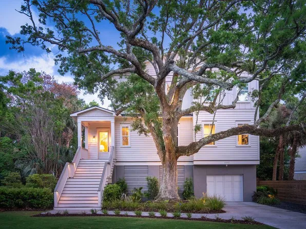 2202 Hartnett Blvd, Isle Of Palms, SC 29451