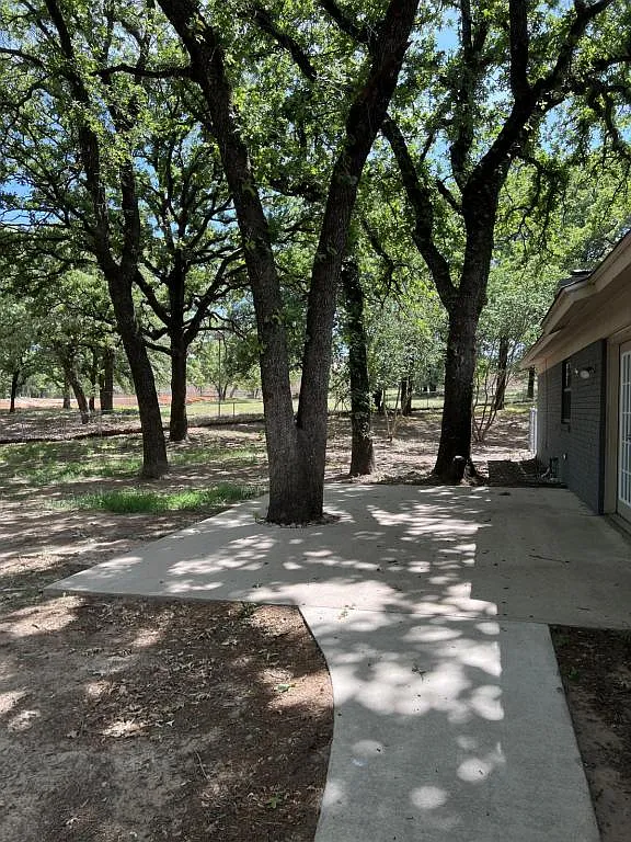 700 Kimbrough — Photo 4