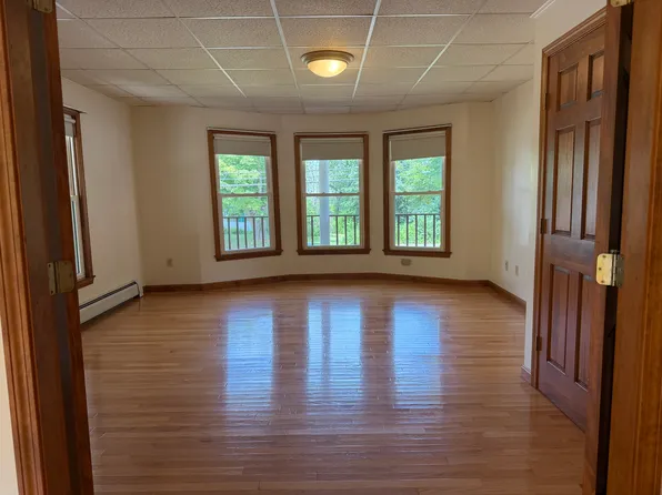 247 Allen Ave APT 1, Portland, ME 04103
