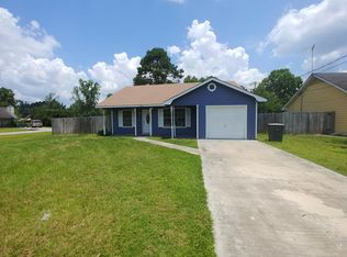 628 Honey Ridge Ln, Hinesville, GA 31313