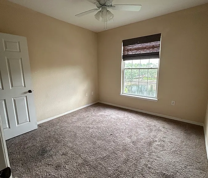 10213 Courtney Palms Blvd #303 — Photo 20