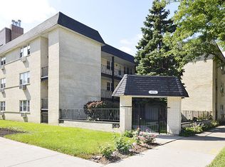 4056 N California Ave APT 3E, Chicago, IL 60618