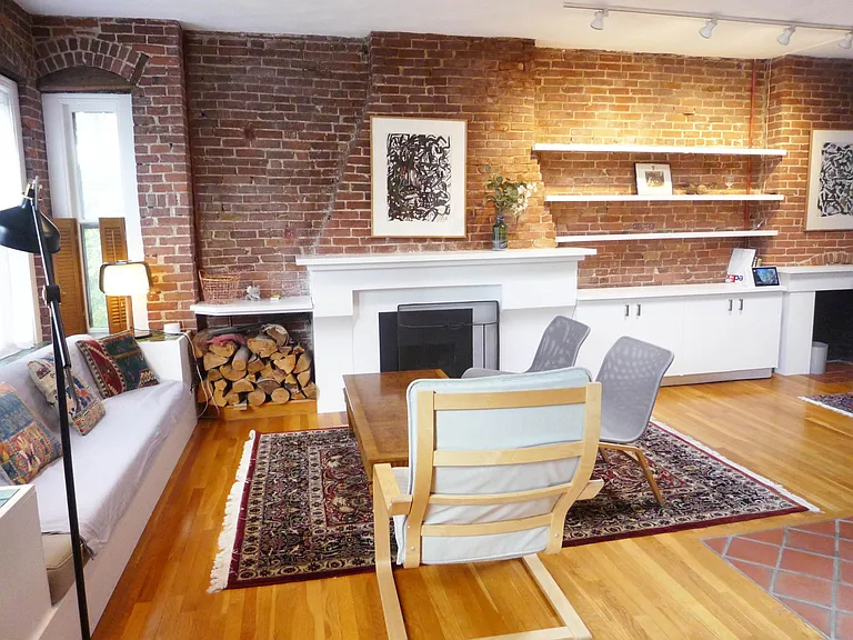 56 Kirkland St #5 — Photo 6