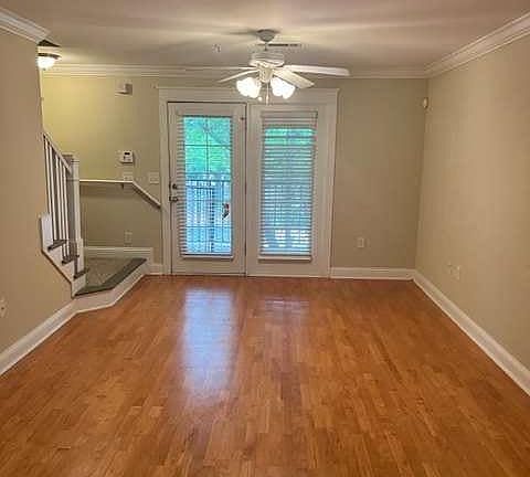 2nd image of 1035 Barnett Shoals Rd APT 223