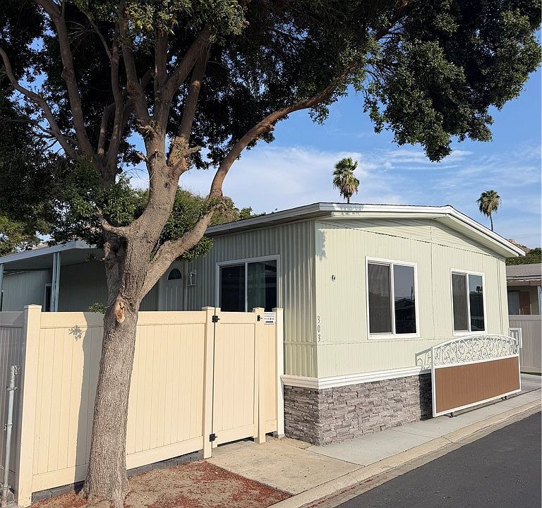 1st image of 3825 Crestmore Rd Space 303