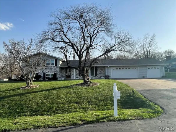 185 David Dr, Jackson, MO 63755